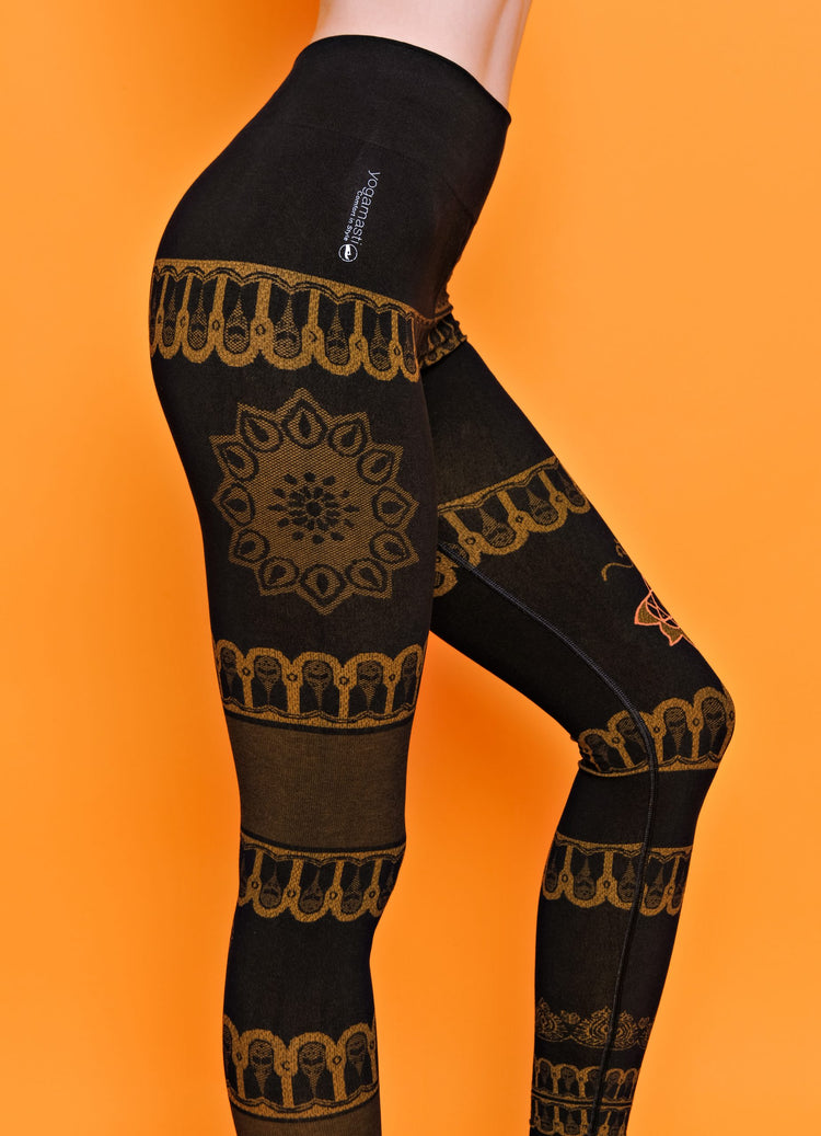Bhakti Organic Black Yoga Outfit - Seamless Vest And Leggings Set