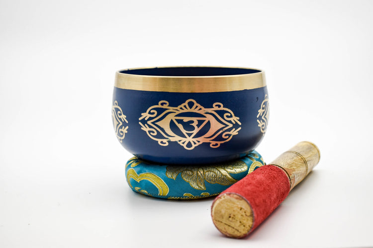 Third Eye Chakra Singing Bowl With Beater - Ajna