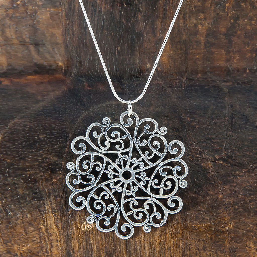 Metal Flower Design Necklace Large