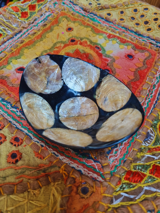 Natural Shell Trinket Dish - Oval With High Sides, 11x8.5cm