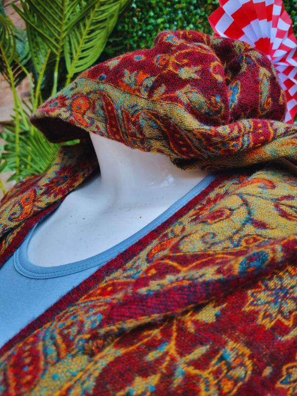 Womens Sleeveless Cardigan With Hood - Paisley Red/Olive