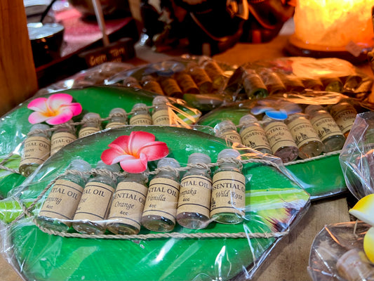 Fragrance Oil Set of 6 on Banana Leaf Wooden Tray