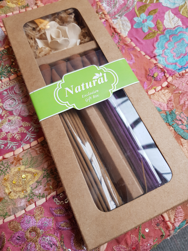 Natural Incense Gift Set - Stickless Incense And Cones With Holder